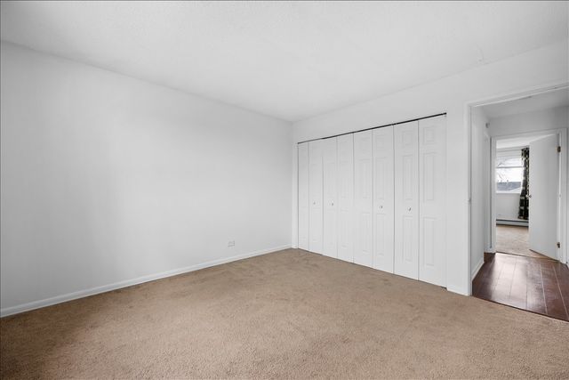 124 Boardwalk Street 2E, Elk Grove Village, IL 60007