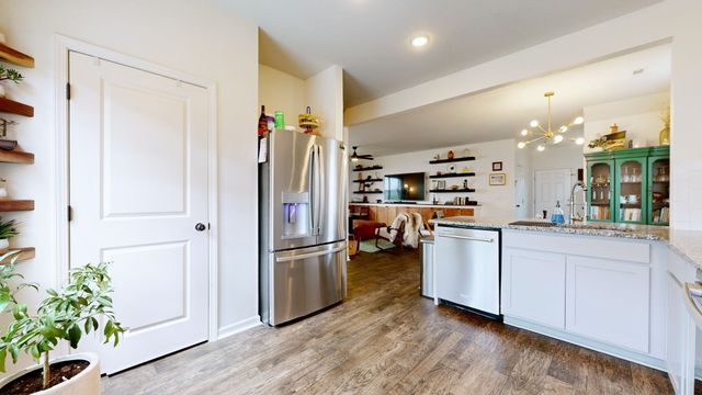 1050 Lonergan Cir, Spring Hill, TN 37174