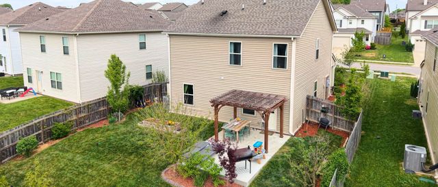 1050 Lonergan Cir, Spring Hill, TN 37174