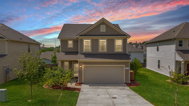 1050 Lonergan Cir, Spring Hill, TN 37174