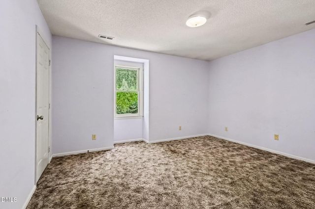6213 Lakerun Court, Raleigh, NC 27612