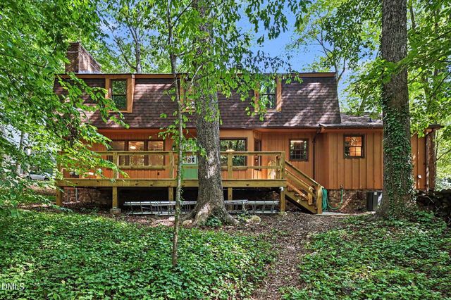 6213 Lakerun Court, Raleigh, NC 27612