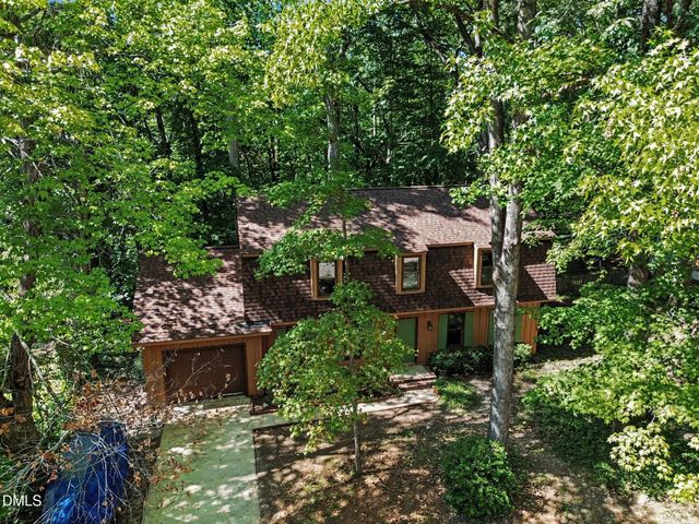 6213 Lakerun Court, Raleigh, NC 27612