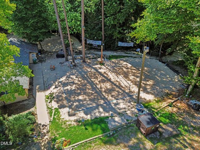 6213 Lakerun Court, Raleigh, NC 27612