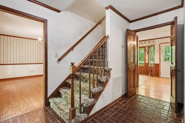 6213 Lakerun Court, Raleigh, NC 27612
