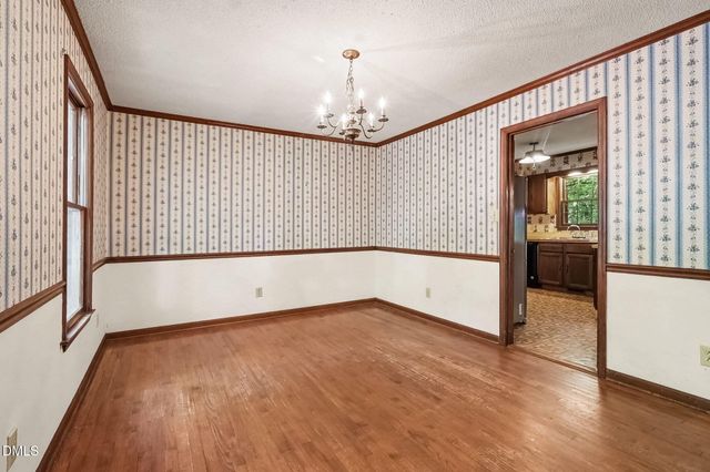 6213 Lakerun Court, Raleigh, NC 27612