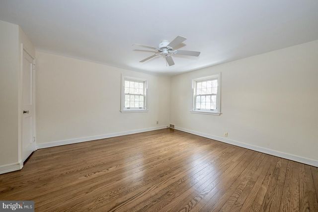 301 EAGLE RD, Wayne, PA 19087