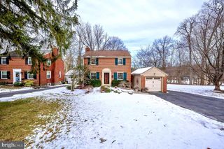 301 EAGLE RD, Wayne, PA 19087