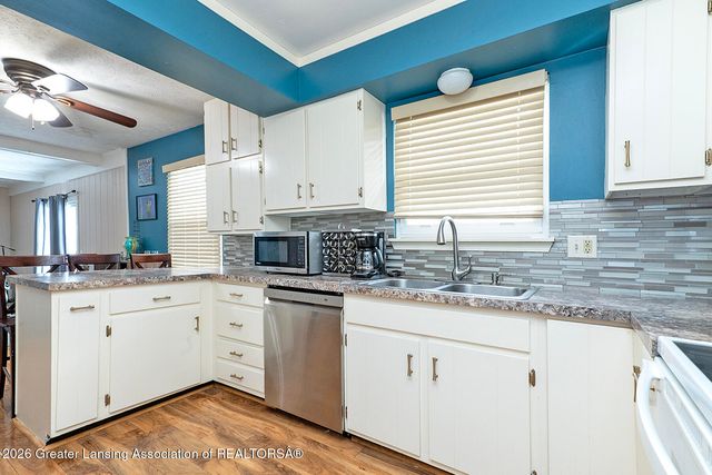 6470 Cheshire Drive, Dimondale, MI 48821