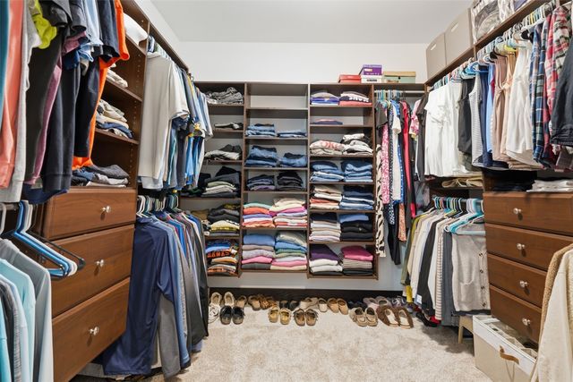 3095 Ridgeview Drive, Ely, IA 52227