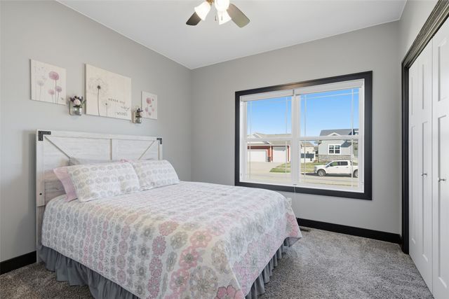 3095 Ridgeview Drive, Ely, IA 52227