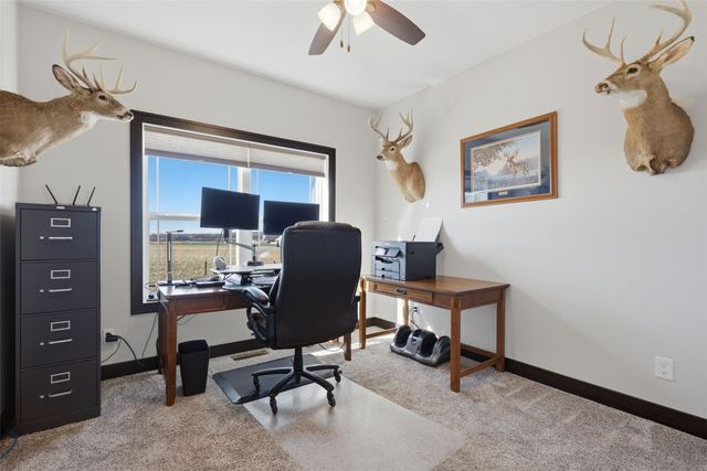 3095 Ridgeview Drive, Ely, IA 52227