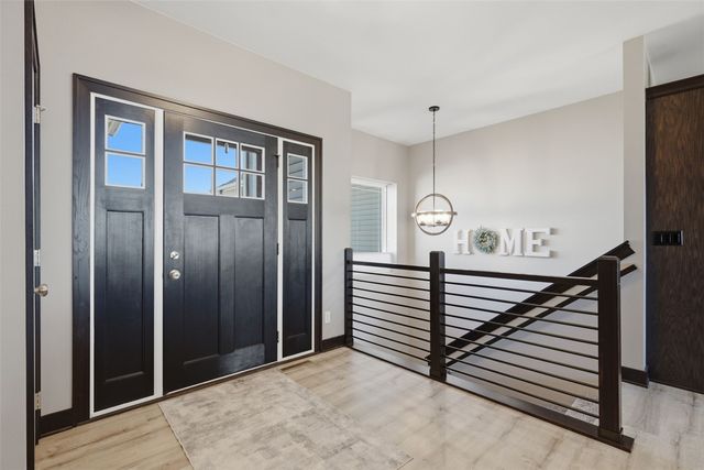 3095 Ridgeview Drive, Ely, IA 52227