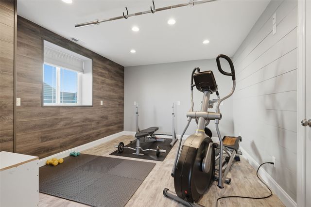 3095 Ridgeview Drive, Ely, IA 52227