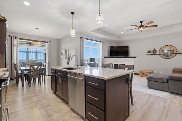 3095 Ridgeview Drive, Ely, IA 52227