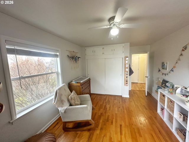 1414 WALNUT St, La Grande, OR 97850