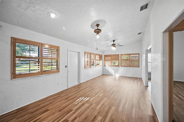 2495 NW 14th Street, Delray Beach, FL 33445