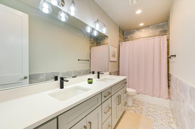 2308 Kellie Brooke RD 13, Spicewood, TX 78669