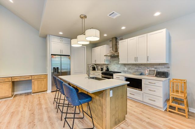 2308 Kellie Brooke RD 13, Spicewood, TX 78669