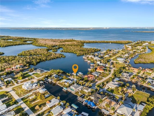 2823 8th AVE, St James City, FL 33956