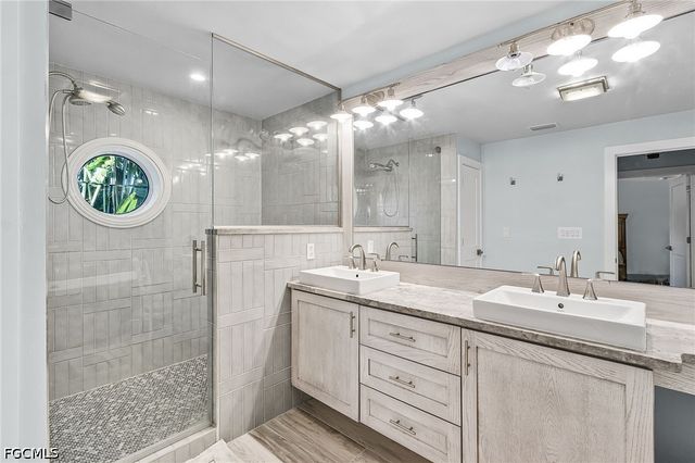 2823 8th AVE, St James City, FL 33956