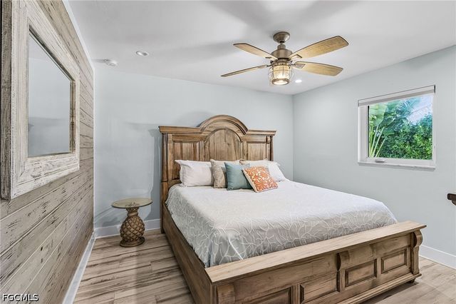 2823 8th AVE, St James City, FL 33956