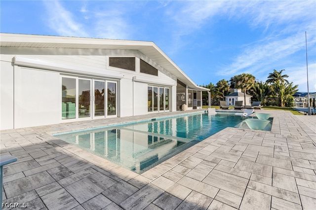 2823 8th AVE, St James City, FL 33956
