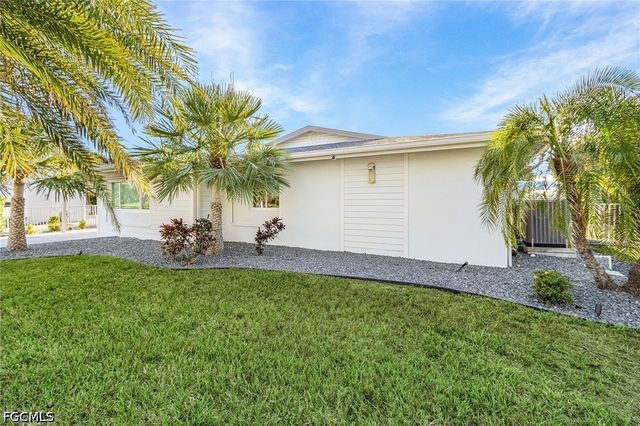 2823 8th AVE, St James City, FL 33956