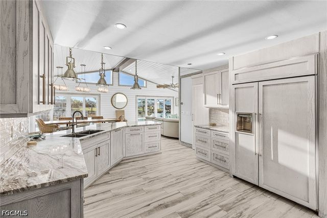2823 8th AVE, St James City, FL 33956