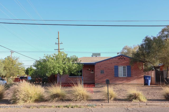 1746 E Copper Street, Tucson, AZ 85719