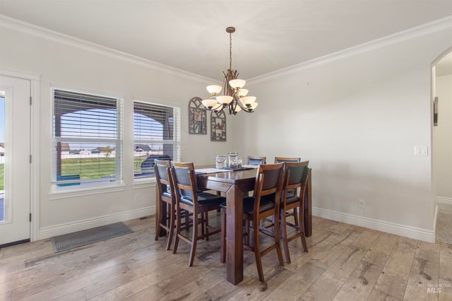 2464 E 3719, Twin Falls, ID 83301