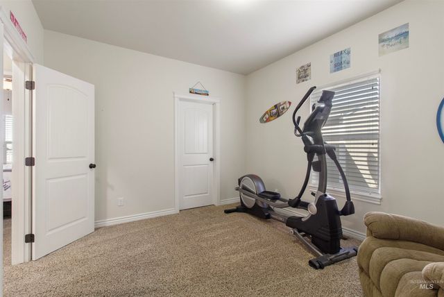 2464 E 3719, Twin Falls, ID 83301