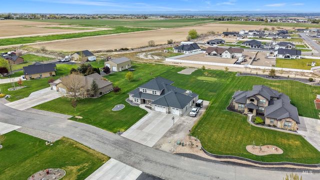 2464 E 3719, Twin Falls, ID 83301