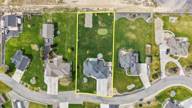 2464 E 3719, Twin Falls, ID 83301