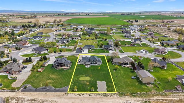 2464 E 3719, Twin Falls, ID 83301