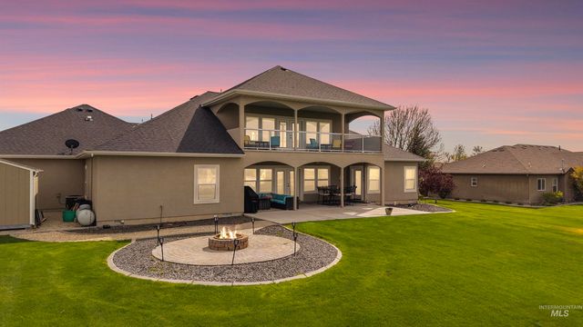 2464 E 3719, Twin Falls, ID 83301