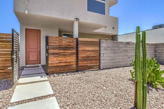 1303 South 8th Street, Las Vegas, NV 89104