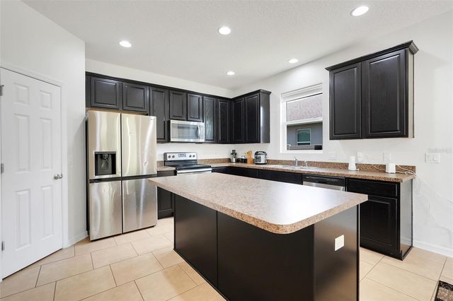 3923 WIND DANCER CIRCLE, St Cloud, FL 34772