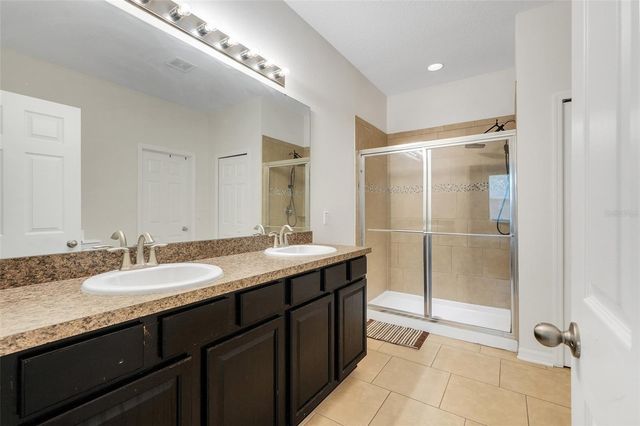 3923 WIND DANCER CIRCLE, St Cloud, FL 34772