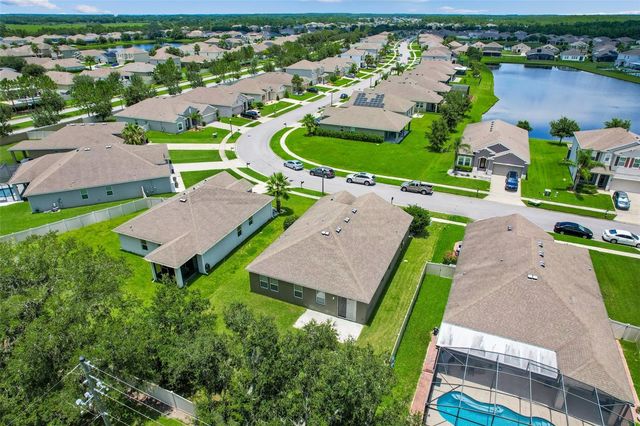 3923 WIND DANCER CIRCLE, St Cloud, FL 34772