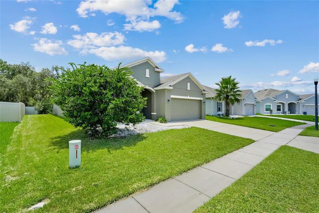 3923 WIND DANCER CIRCLE, St Cloud, FL 34772