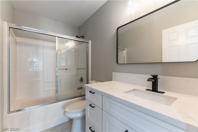 10505 Cold Mountain Avenue, Las Vegas, NV 89129