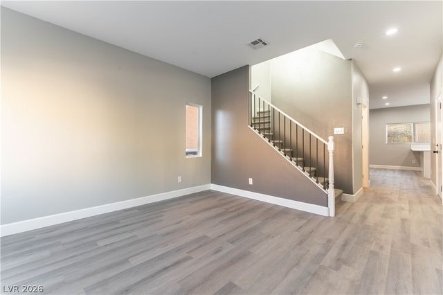 10505 Cold Mountain Avenue, Las Vegas, NV 89129