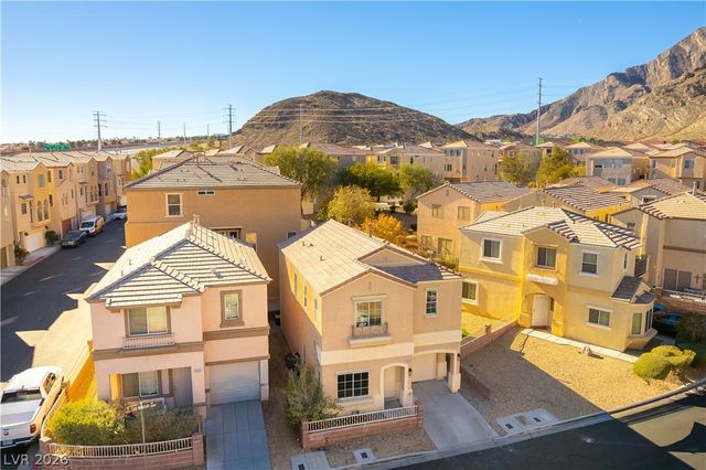 10505 Cold Mountain Avenue, Las Vegas, NV 89129