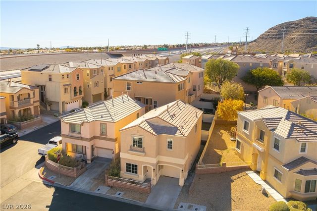 10505 Cold Mountain Avenue, Las Vegas, NV 89129