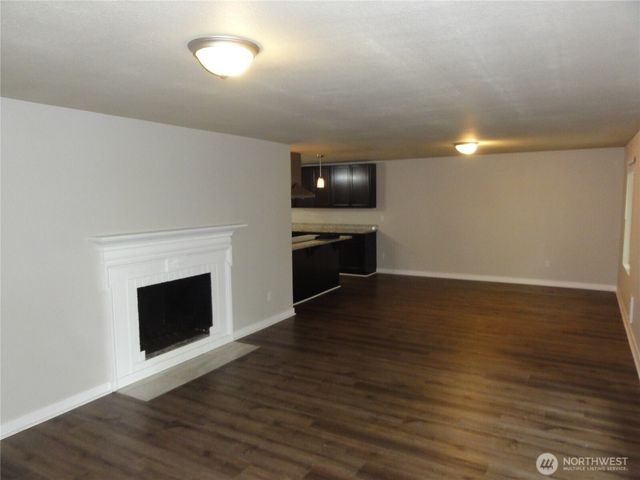 21627 SE 271st Street, Maple Valley, WA 98038