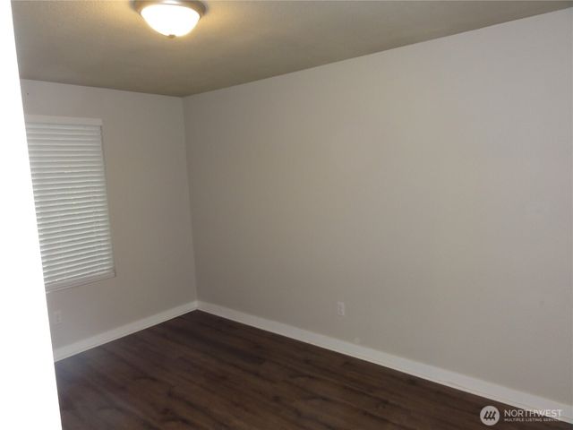 21627 SE 271st Street, Maple Valley, WA 98038