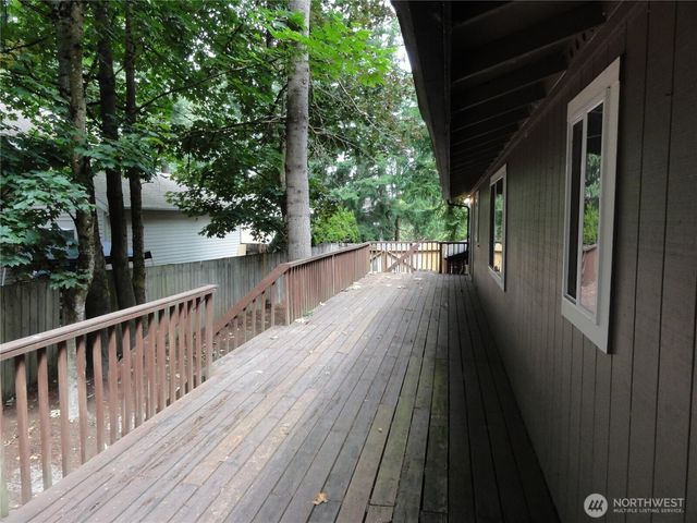 21627 SE 271st Street, Maple Valley, WA 98038
