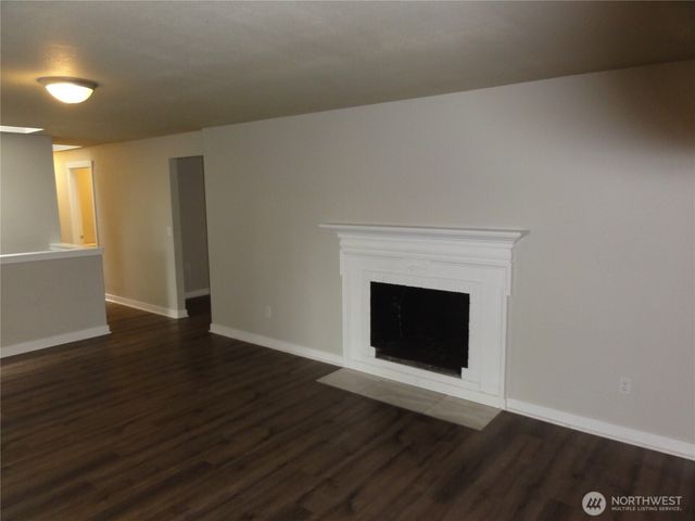 21627 SE 271st Street, Maple Valley, WA 98038