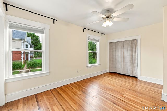 6 Johnson Street, Middletown, CT 06457